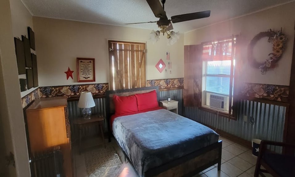 Best rated Bed and Breakfast in Albany, Texas